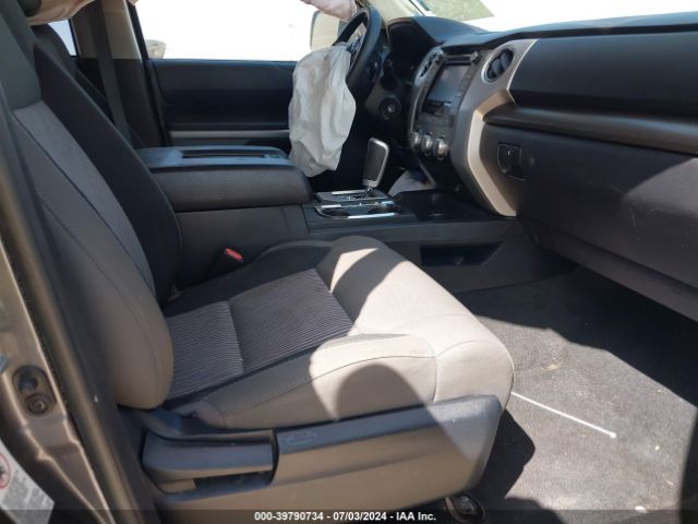 5TFRM5F1XHX116768 Toyota Tundra Sr5 4.6l V8