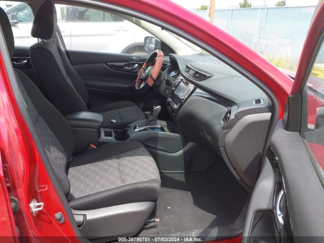 JN1BJ1CR9JW293727 Nissan Rogue Sport Sv