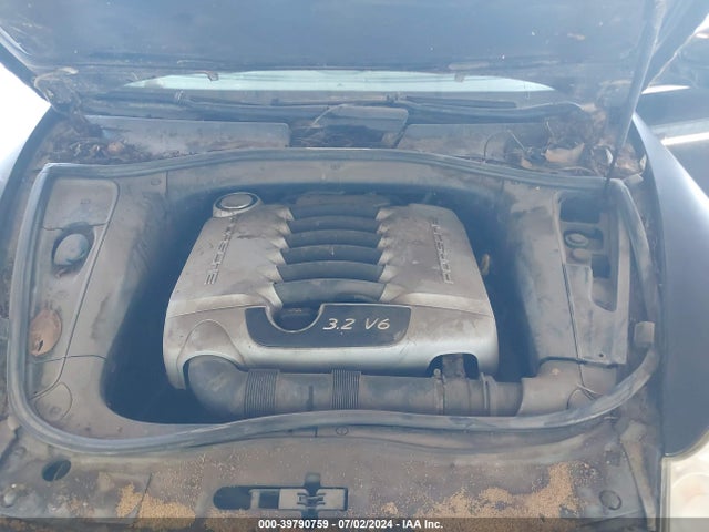 2004 PORSCHE CAYENNE WP1AA29PX4LA20210 Photo 9