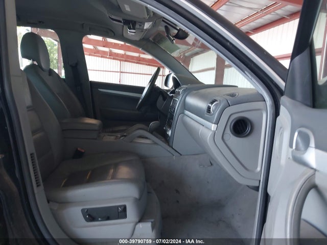 2004 PORSCHE CAYENNE WP1AA29PX4LA20210 Photo 4