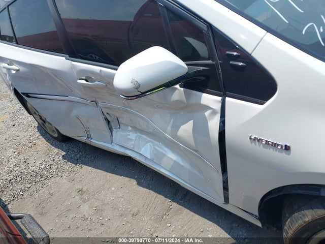 Toyota PRIUS XLE 2020 JTDKARFU9L3118328 Image 12