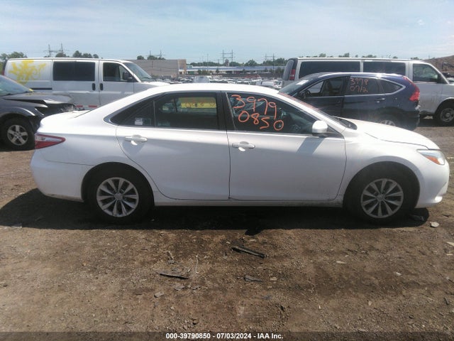 Toyota CAMRY LE 2015 4T1BF1FK0FU995544 Image 13