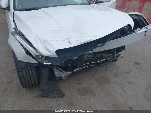 1G6AH5RX7F0126006 Cadillac ATS LUXURY