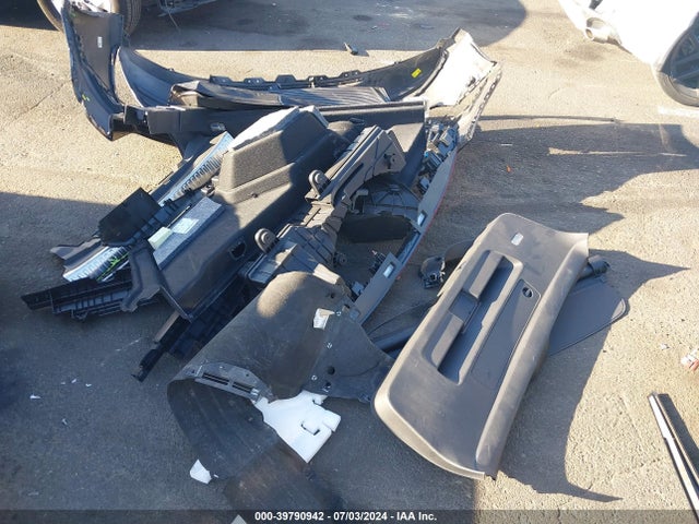 WA1LAAGE6PB015046 Audi E-tron Premium Plus Quattro