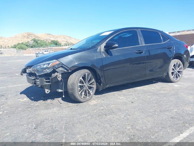 Toyota COROLLA SE 2018 5YFBURHE7JP760788 Image 14
