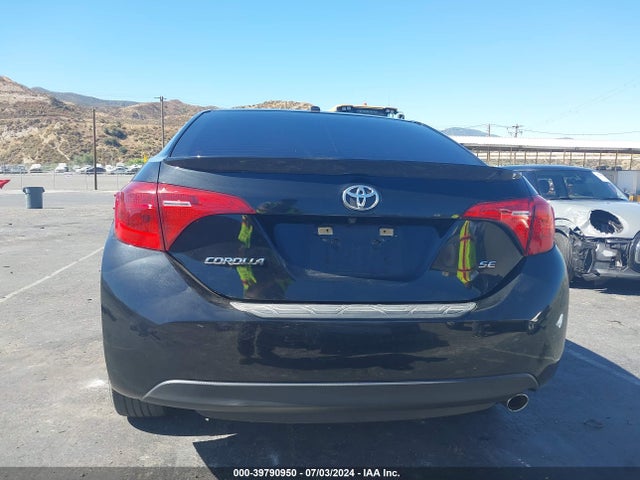 Toyota COROLLA SE 2018 5YFBURHE7JP760788 Image 16
