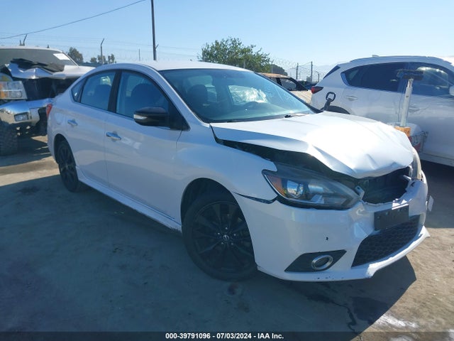 Nissan SENTRA SR 2017 3N1AB7AP7HY266672 Image 1