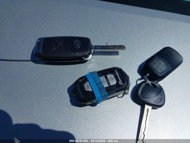 KNDJP3A59G7845796 KIA SOUL +