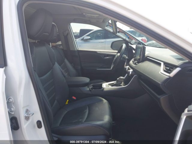 2T3C1RFV4LW097236 Toyota Rav4 Xle Premium