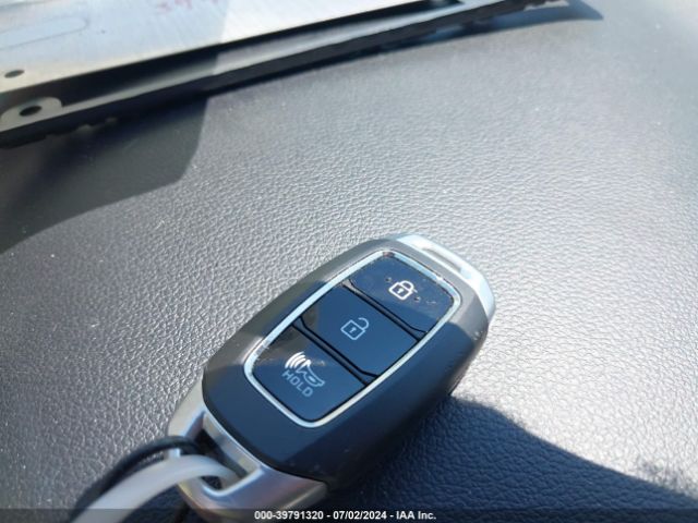 5NMS33AD0LH235960 Hyundai Santa Fe Sel