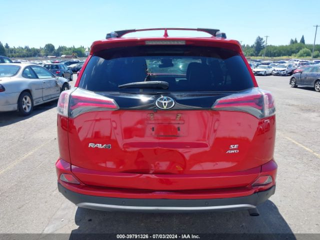 2T3JFREV8HW600011 Toyota RAV4 SE