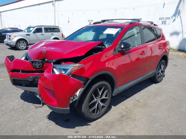 2T3JFREV8HW600011 Toyota RAV4 SE