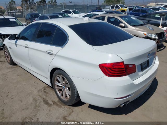 WBA5A5C52FD516124 BMW 528I
