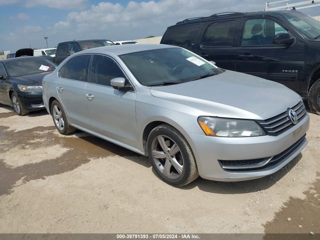 Aukcja sprzedaży 2014 Volkswagen Passat 1.8t Se, vin: 1VWBS7A32EC060529, numer aukcji: 39791393