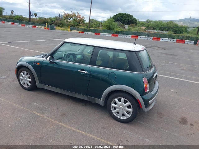 2002 MINI COOPER WMWRC33422TE10802 Photo 2