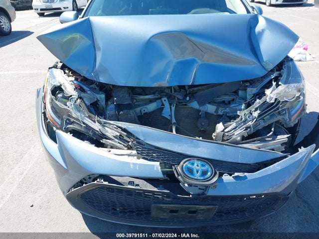 Toyota Corolla Hybrid Le 2021 JTDEAMDE3MJ015785 Image 6