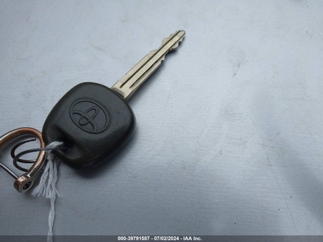 Toyota 4RUNNER SR5 2015 JTEZU5JRXF5104475 Image 11
