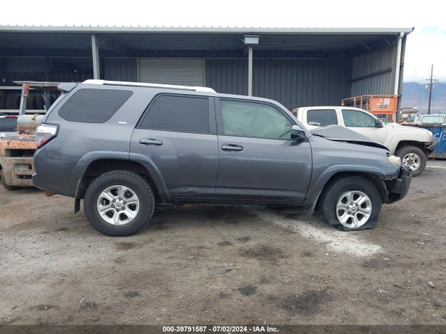 Toyota 4RUNNER SR5 2015 JTEZU5JRXF5104475 Image 13