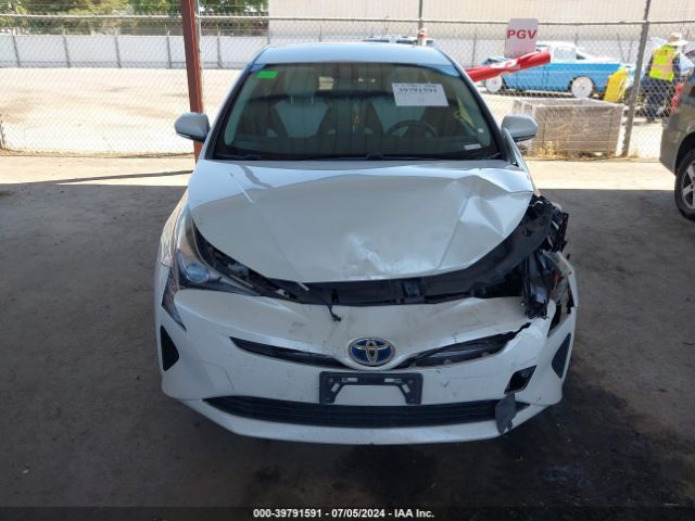 JTDKARFU3G3502451 Toyota Prius Four