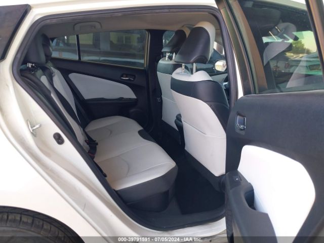 JTDKARFU3G3502451 Toyota Prius Four