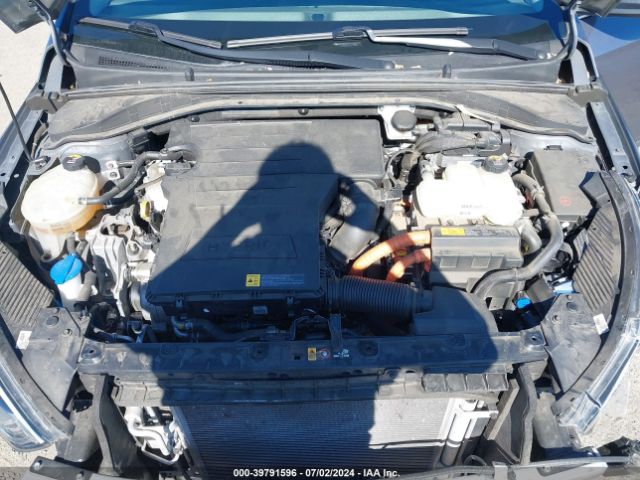 KMHC75LC0HU028196 Hyundai Ioniq Hybrid Sel