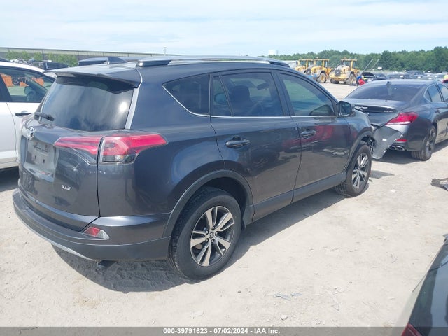 Toyota Rav4 Xle 2018 JTMWFREVXJD117581 Image 4