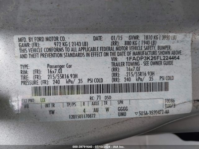 1FADP3K26FL224464 Ford FOCUS SE