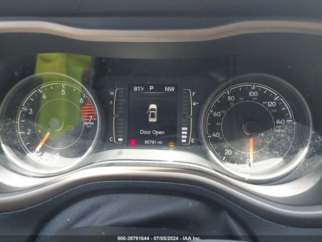 1C4PJMAB5HW625506 Jeep Cherokee Altitude 4x4