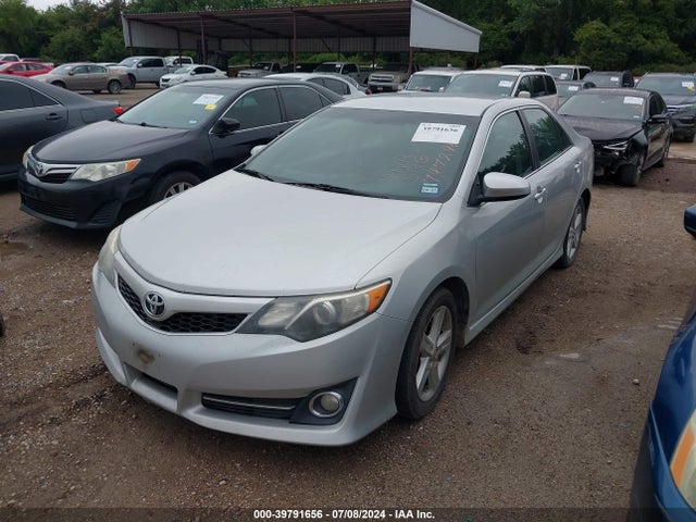 Toyota CAMRY SE 2014 4T1BF1FK8EU747296 Image 2