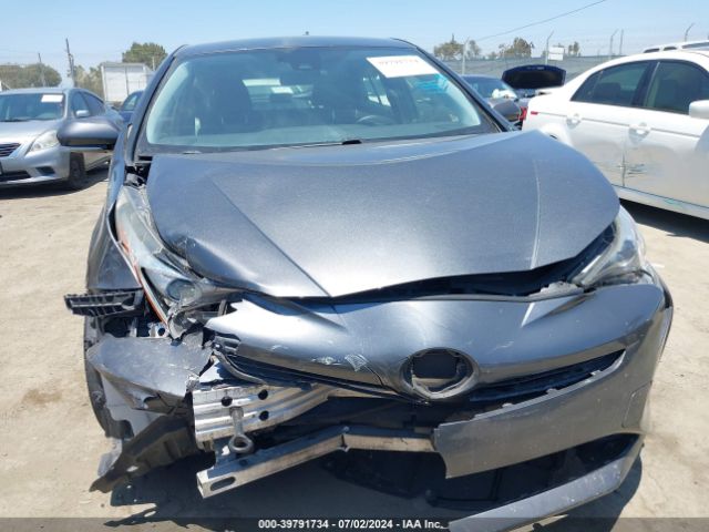 JTDKARFU4G3023116 Toyota Prius Three Touring