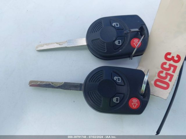 1FMCU9GD3HUC27505 Ford ESCAPE SE