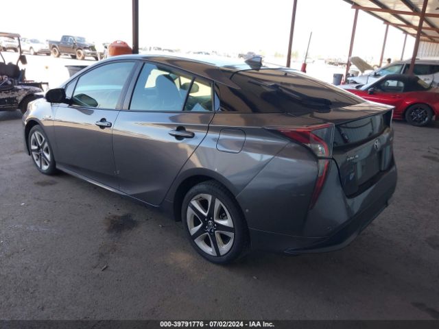 JTDKARFU8H3543577 Toyota Prius Three Touring