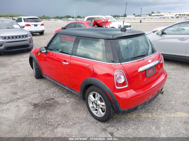 2013 MINI HARDTOP WMWSU3C59DT688944 Photo 2