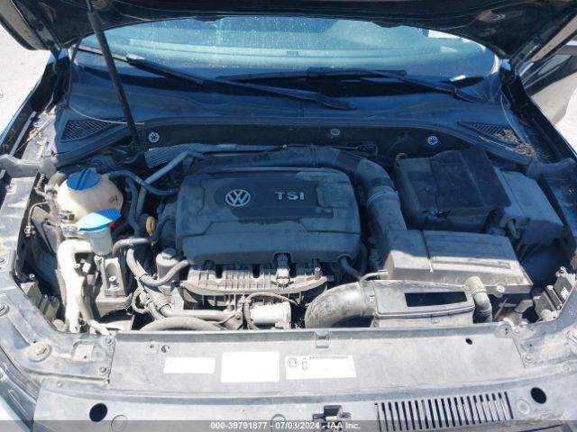 1VWAT7A36FC053822 Volkswagen Passat 1.8t Wolfsburg Edition