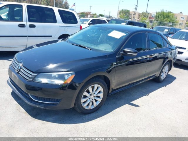 1VWAT7A36FC053822 Volkswagen Passat 1.8t Wolfsburg Edition