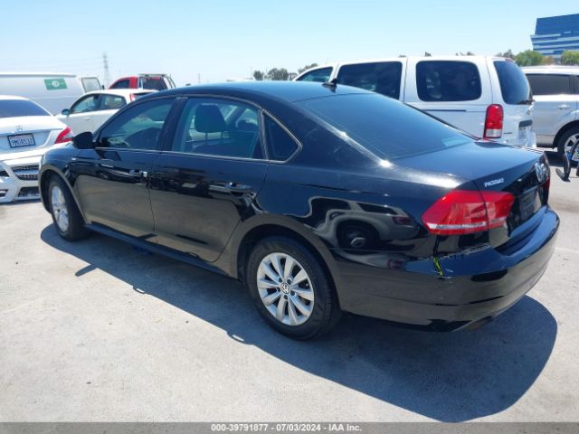 1VWAT7A36FC053822 Volkswagen Passat 1.8t Wolfsburg Edition