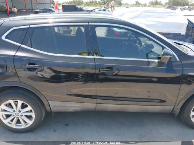 JN1BJ1CPXKW231155 Nissan Rogue Sport Sv