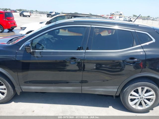 JN1BJ1CPXKW231155 Nissan Rogue Sport Sv