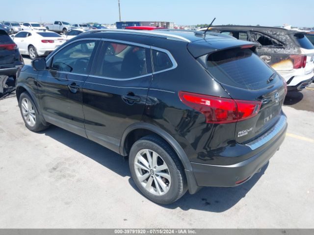 JN1BJ1CPXKW231155 Nissan Rogue Sport Sv