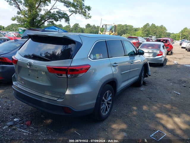 Toyota Highlander Xle 2019 5TDJZRFH8KS922768 Image 4