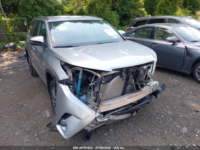Toyota Highlander Xle 2019 5TDJZRFH8KS922768 Image 6