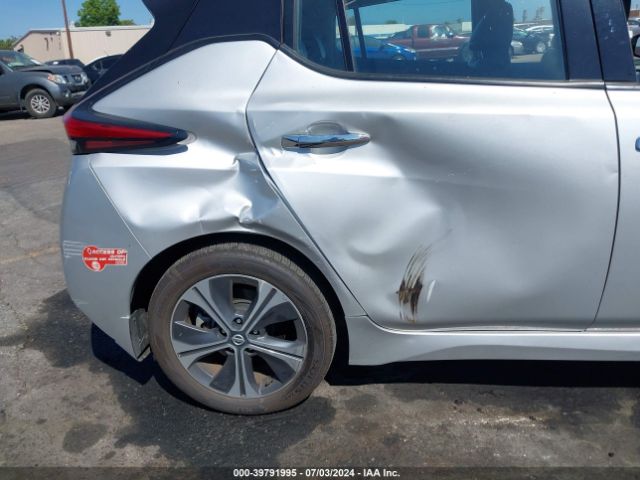 1N4AZ1CP8JC308547 Nissan Leaf Sl