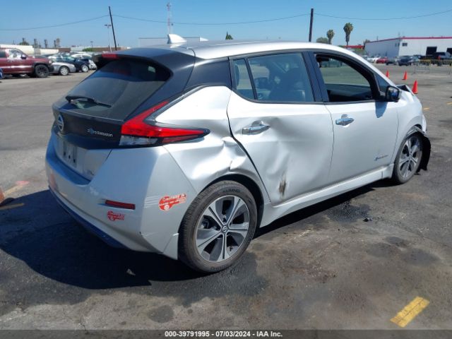 1N4AZ1CP8JC308547 Nissan Leaf Sl