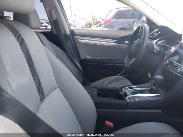2HGFC2F76JH588258 Honda CIVIC EX