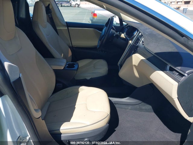 5YJSA1H1XEFP52726 Tesla Model S P85