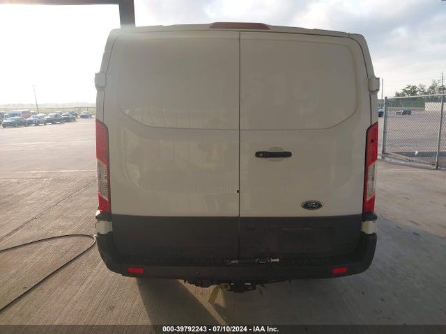 Ford Transit-250 2021 1FTBR1Y89MKA86093 Image 17