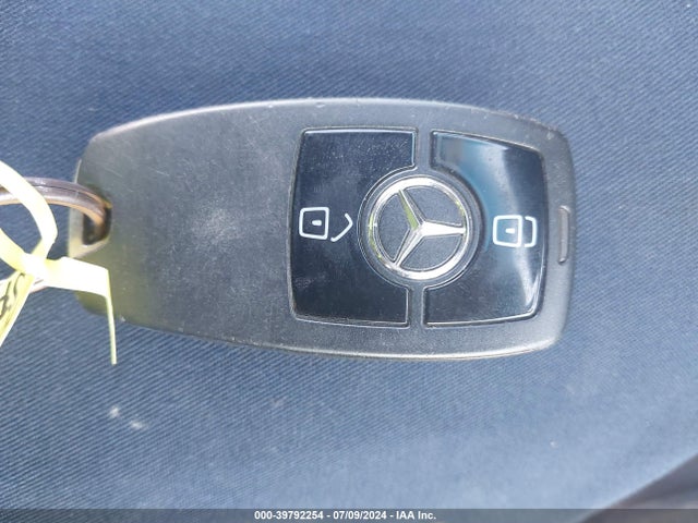 WD4PF0CD8KP094561 Mercedes-Benz Sprinter 2500 High Roof V6/standard Roof V6