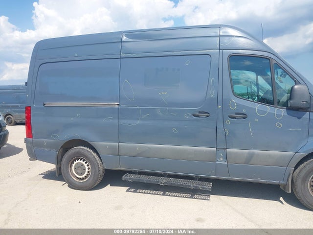 WD4PF0CD8KP094561 Mercedes-Benz Sprinter 2500 High Roof V6/standard Roof V6