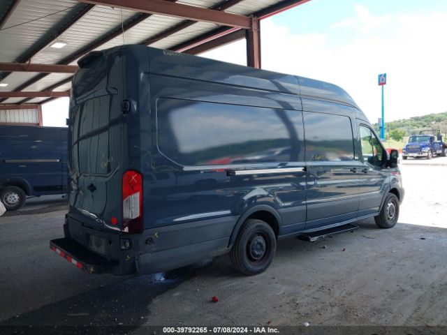1FTYR3XM8KKB49606 Ford Transit-250