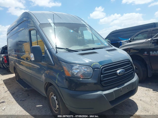 Ford Transit-250 2019 1FTYR3XM4KKB73742 Image 1